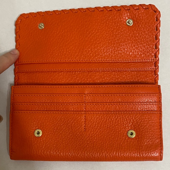 Tory Burch Bold Orange Leather Wallet - Picture 3 of 9